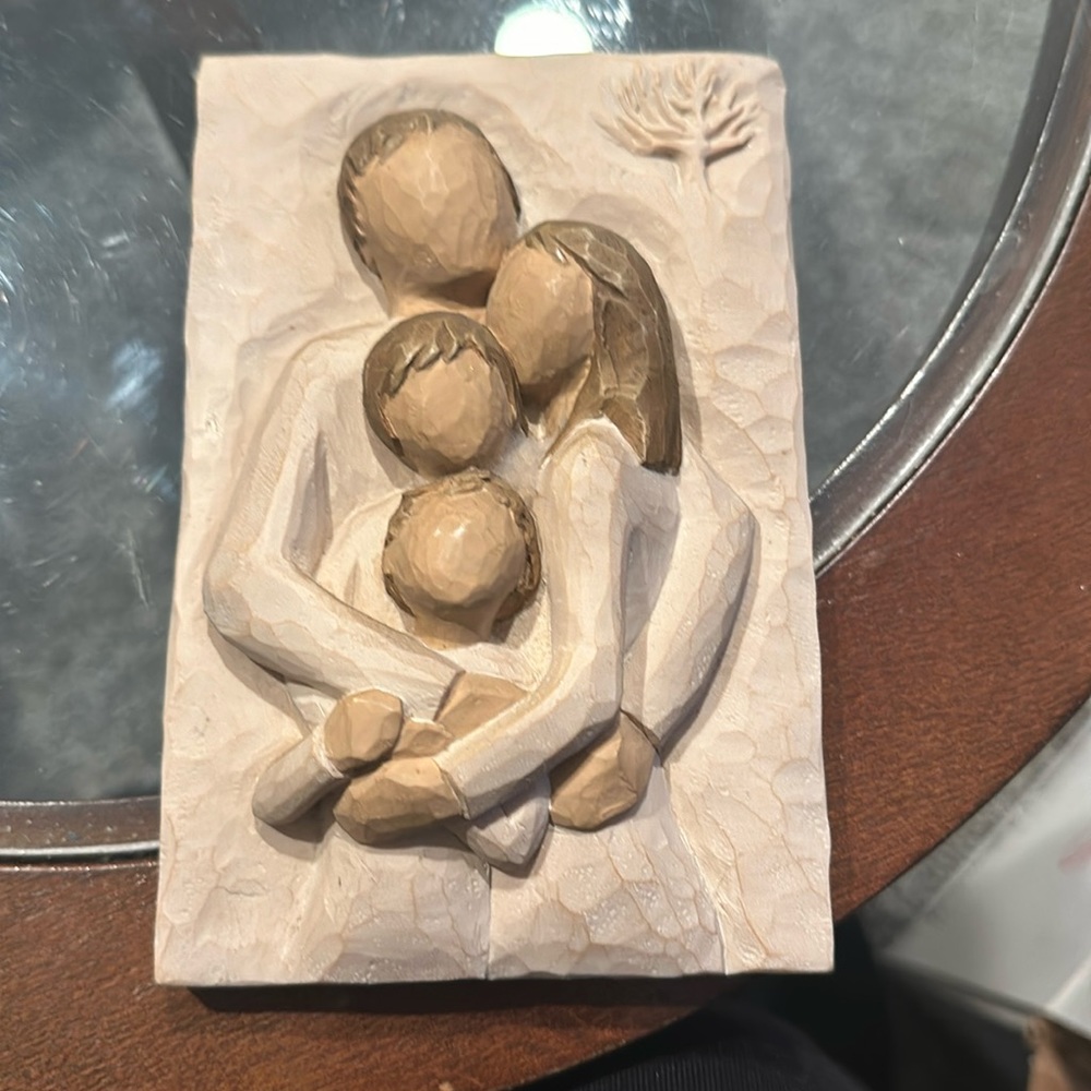 Willow tree wall plaque.  "Family"